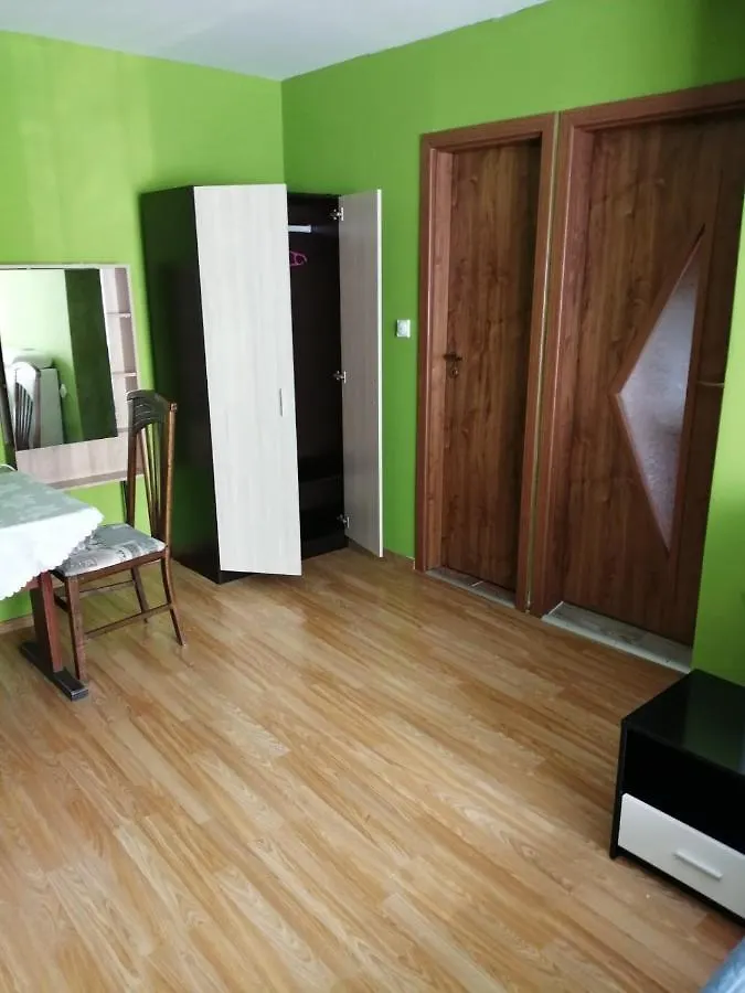 Top Center Apartment And Rooms Varna