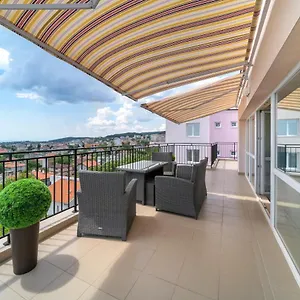 Vinnie View Апартаменты